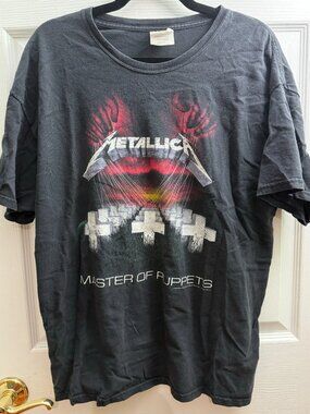 Vintage Master of Puppets Metallica band shirt
